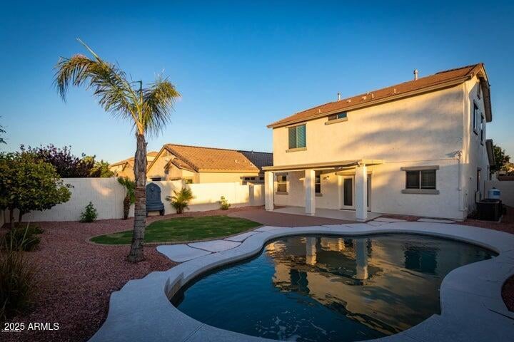 18606 W Sunnyslope Ln, Waddell, AZ 85355