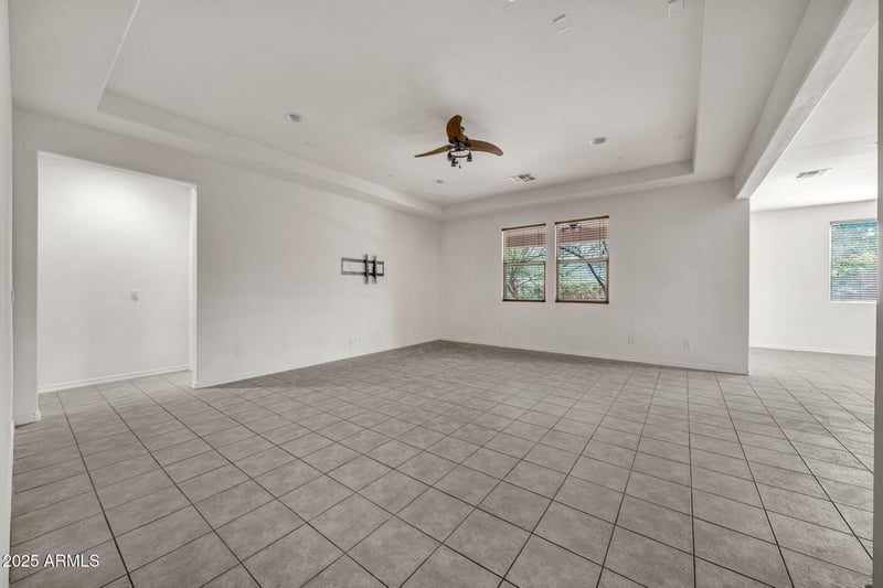 18607 Cinnabar Ave, Waddell, AZ 85355