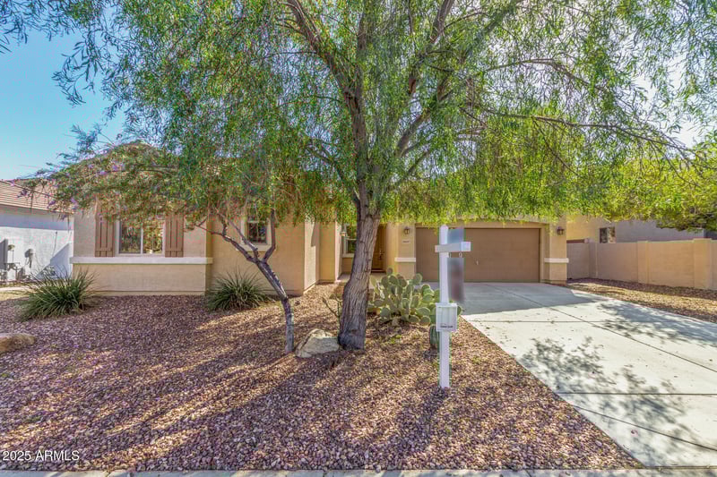 18607 Cinnabar Ave, Waddell, AZ 85355