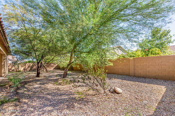 18607 Cinnabar Ave, Waddell, AZ 85355