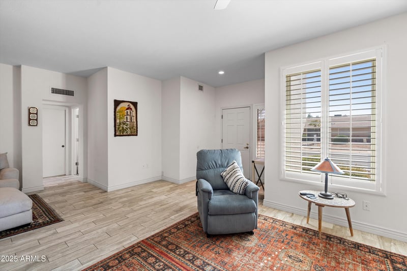 18607 Mica Dr, Sun City West, AZ 85375