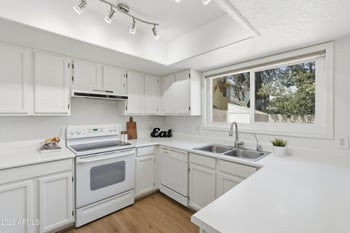 18608 4th Dr, Phoenix, AZ 85027