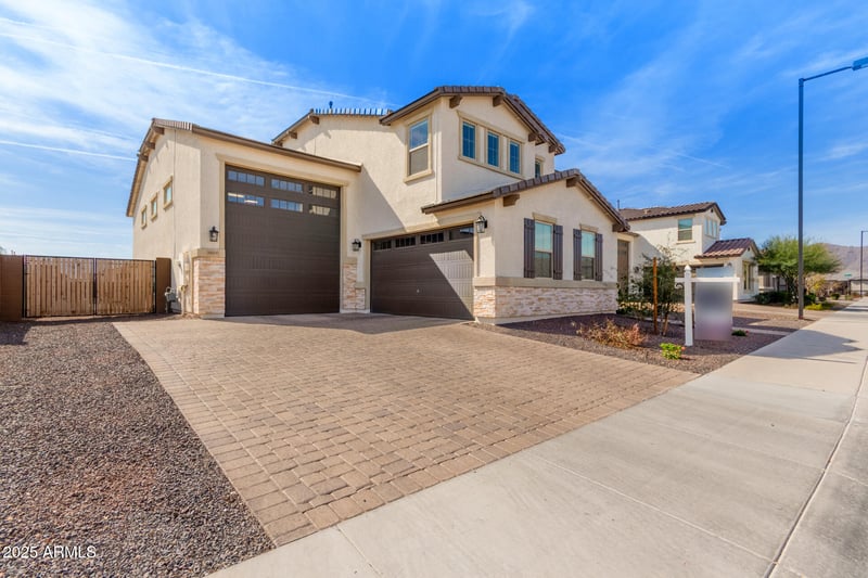 18609 Diana Ave, Waddell, AZ 85355