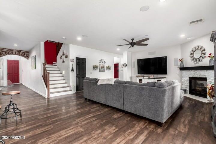 18609 Onyx Ave, Waddell, AZ 85355