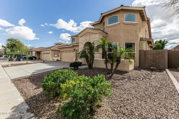 18609 Onyx Ave, Waddell, AZ 85355