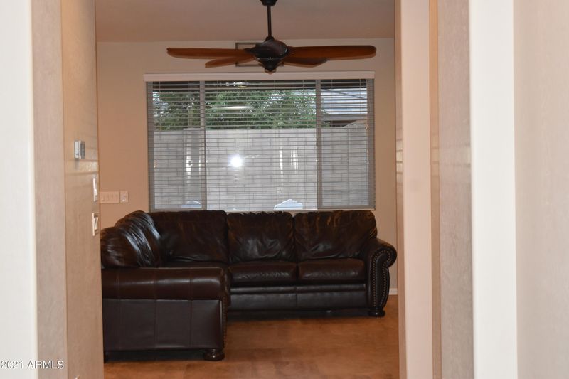 18610 W Mackenzie Dr, Goodyear, AZ 85395