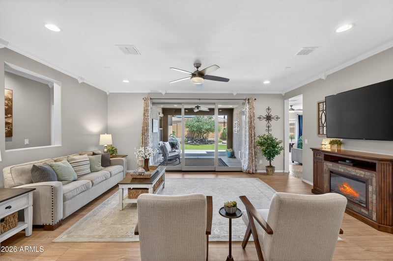 18612 Mountain View Rd, Waddell, AZ 85355