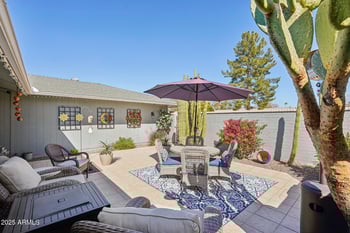18614 Conestoga Dr, Sun City, AZ 85373