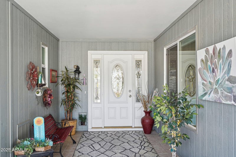 18614 Conestoga Dr, Sun City, AZ 85373