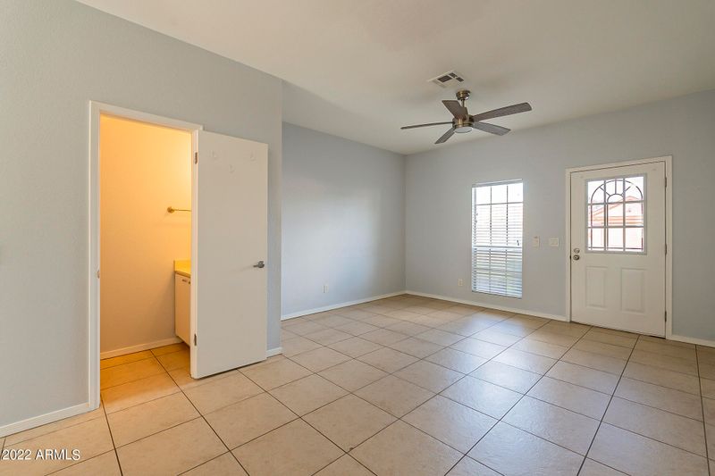 18616 N 33rd Dr #4, Phoenix, AZ 85027