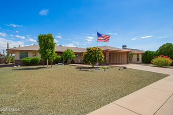 18617 Kiva Dr, Sun, AZ 85373