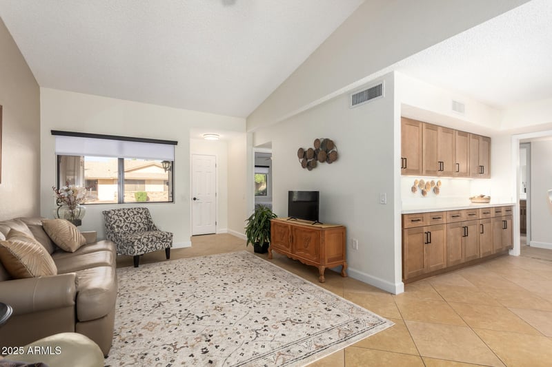 18618 Palomar Dr, Sun City West, AZ 85375