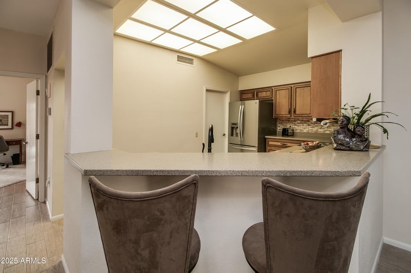 18619 136th Dr, Sun City West, AZ 85375