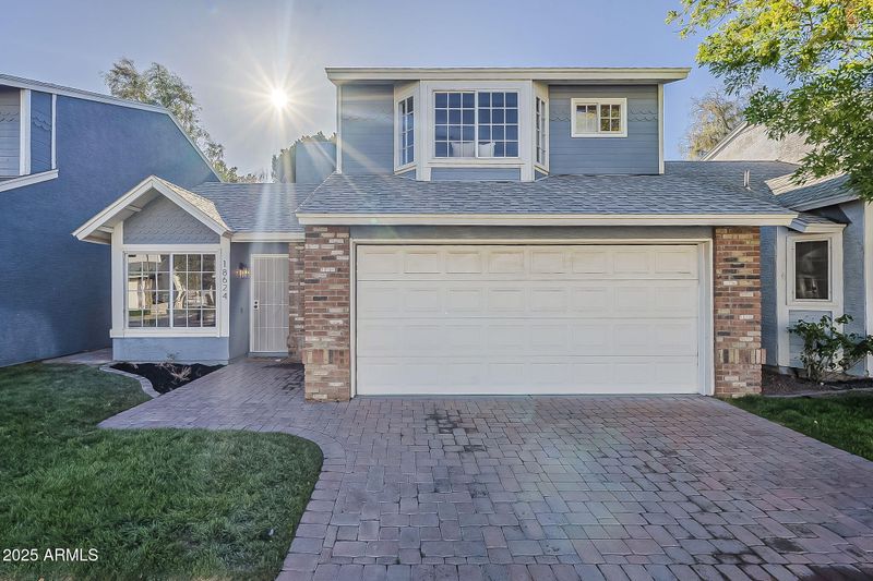 18624 N 4th Ave, Phoenix, AZ 85027