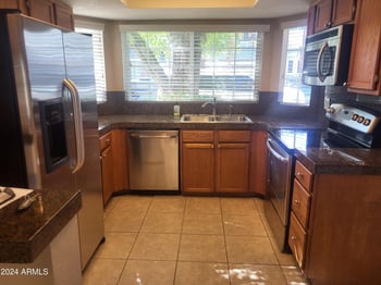 18625 5th Ave, Phoenix, AZ 85027