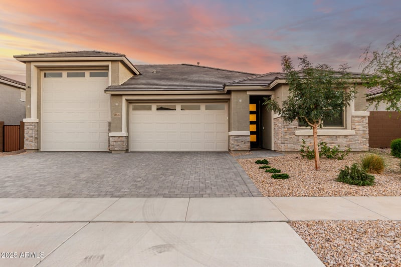 18625 Cottontail Ln, Wittmann, AZ 85361