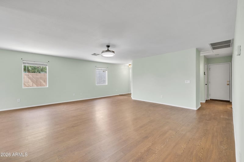 1863 Cowboy Cove Trl, San Tan Valley, AZ 85143