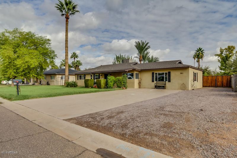 1863 N 38th Pl, Phoenix, AZ 85008