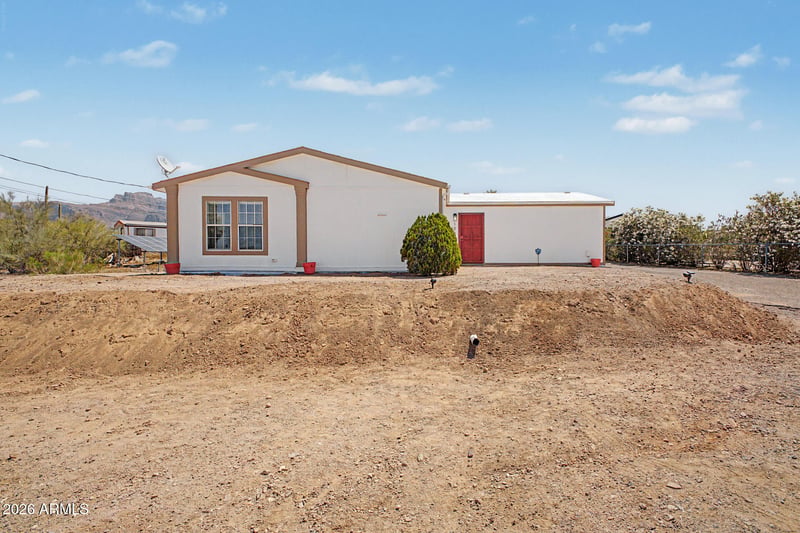 1863 Vaquero Rd, Apache Junction, AZ 85119