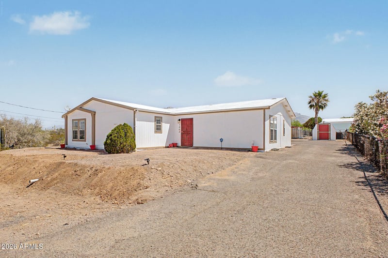 1863 Vaquero Rd, Apache Junction, AZ 85119