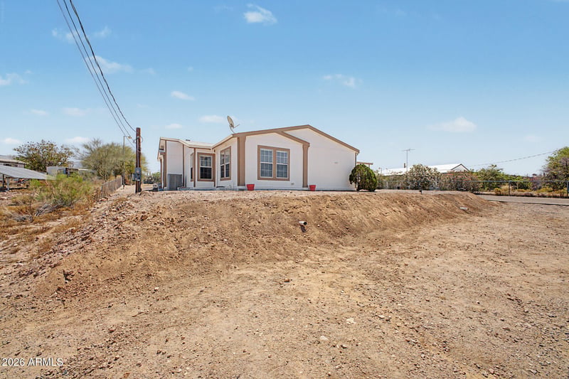 1863 Vaquero Rd, Apache Junction, AZ 85119