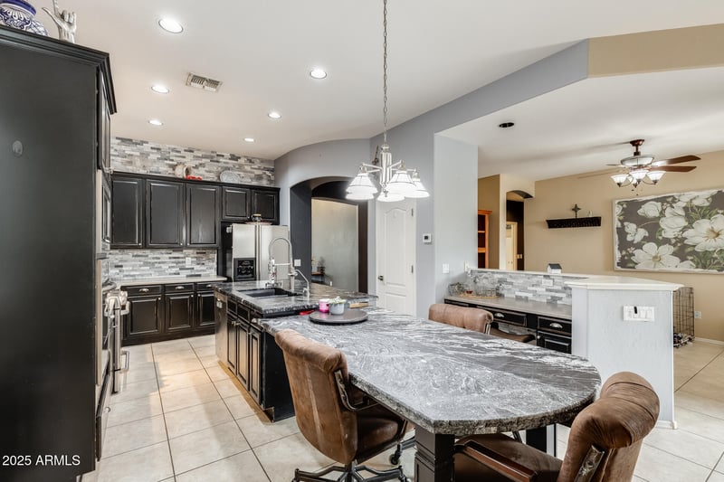 18633 Mcneil St, Goodyear, AZ 85338