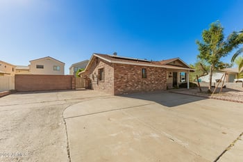 18636 17th Ave, Phoenix, AZ 85027