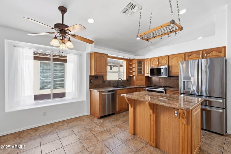 18638 16th Pl, Phoenix, AZ 85024