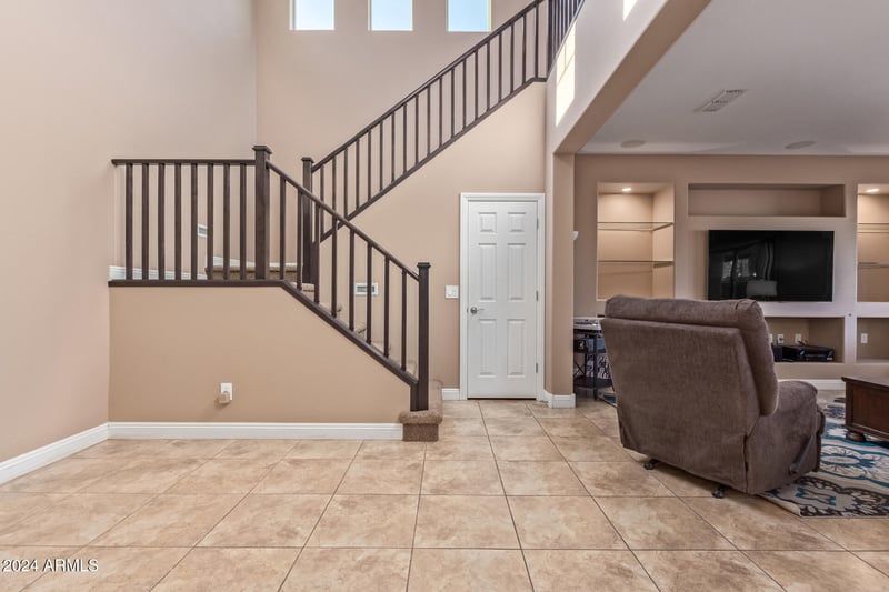 1864 Buckhorn Trl, Phoenix, AZ 85085