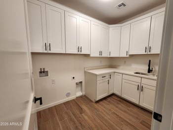 1864 New River Rd, Phoenix, AZ 85086