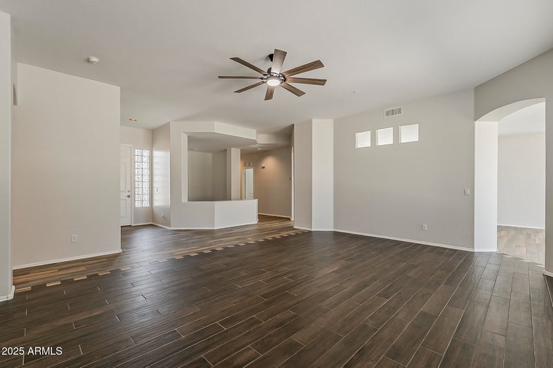 18642 Sunrise Dr, Goodyear, AZ 85338