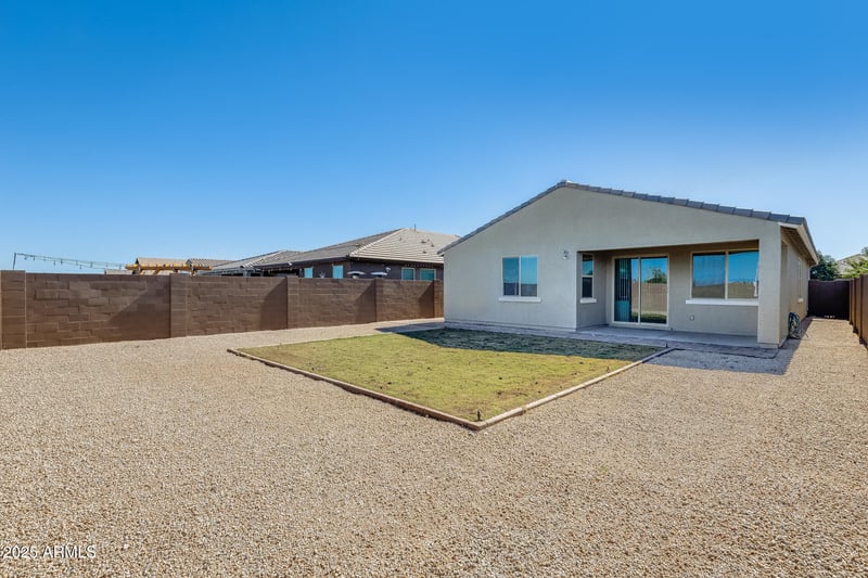 18642 Yucatan Dr, Surprise, AZ 85388