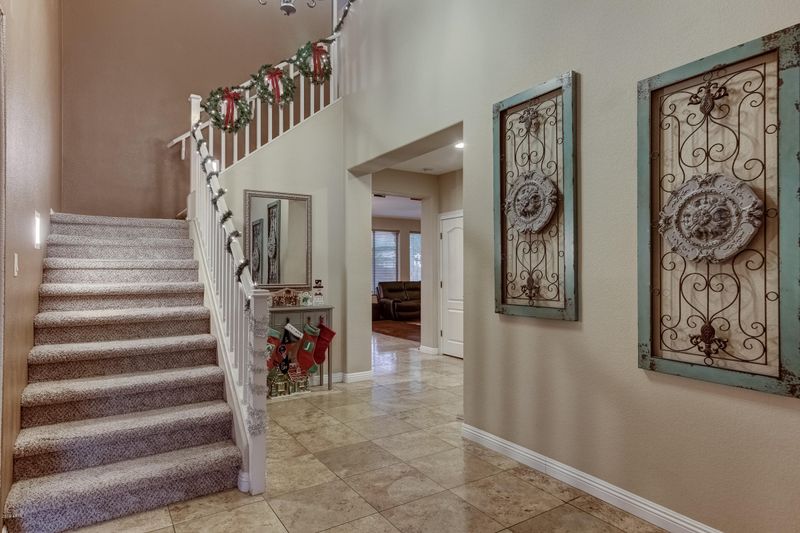 18646 E Raven Dr, Queen Creek, AZ 85142