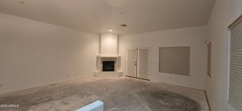 18650 91st Ave #901, Peoria, AZ 85382