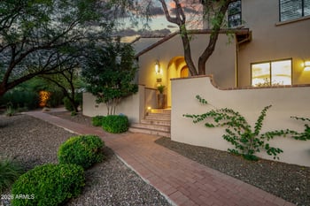 18650 Thompson Peak Pw #1027, Scottsdale, AZ 85255
