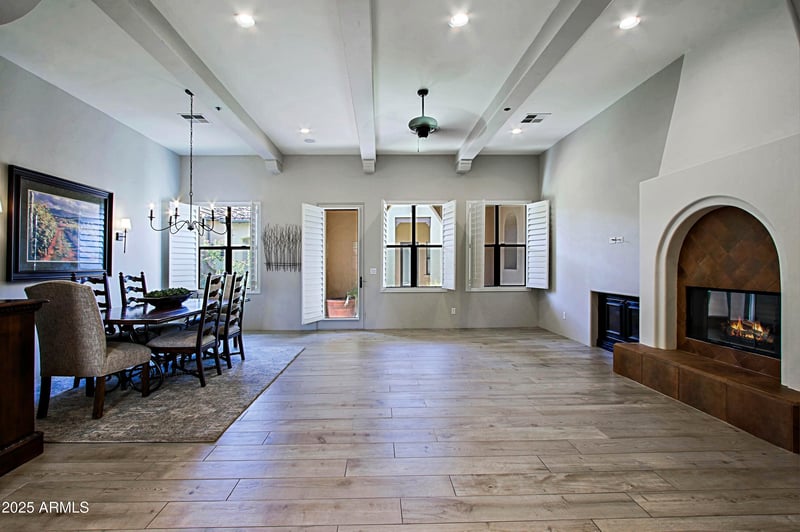 18650 Thompson Peak Pw #1052, Scottsdale, AZ 85255