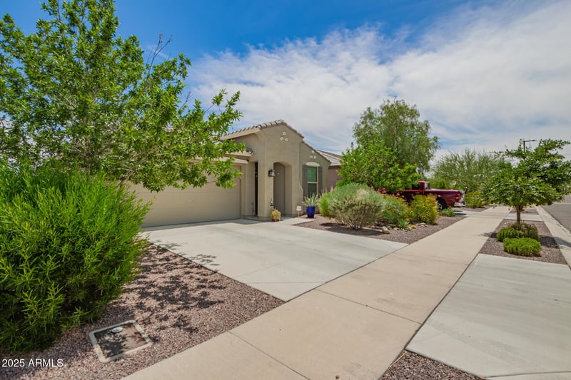 18653 Mescal St, Surprise, AZ 85388
