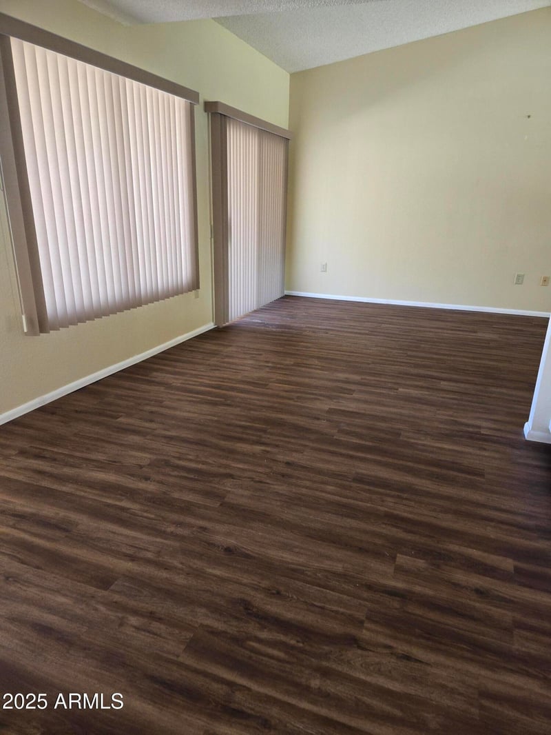 18655 Palomar Dr, Sun City West, AZ 85375