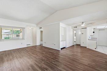 18655 Palomar Dr, Sun City West, AZ 85375