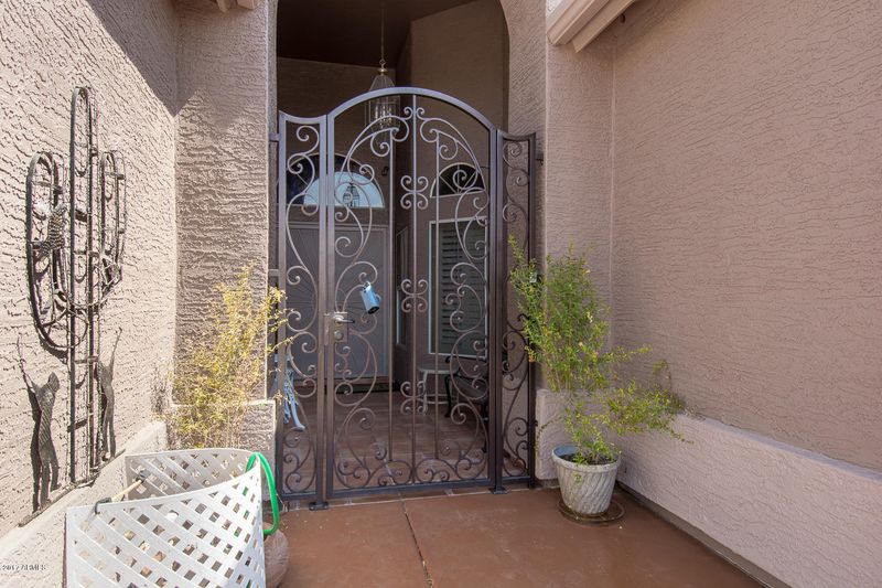 1866 W Redfield Rd, Gilbert, AZ 85233
