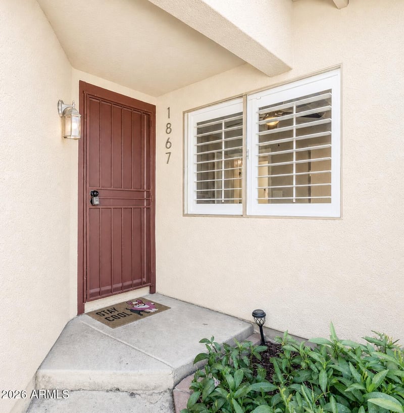 1867 Kirkland Ln, Tempe, AZ 85281