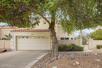 18670 67th Dr, Glendale, AZ 85308