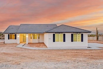 1868 Brooke Ln, San Tan Valley, AZ 85144