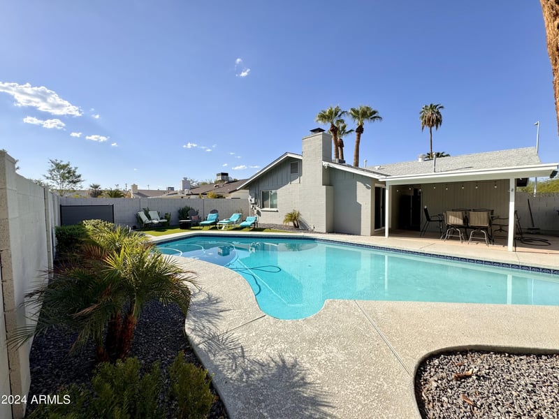 1869 Geneva Dr, Tempe, AZ 85282