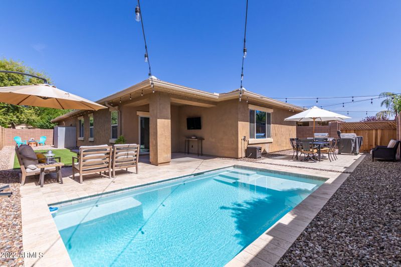 1869 S Rochester Dr, Gilbert, AZ 85295