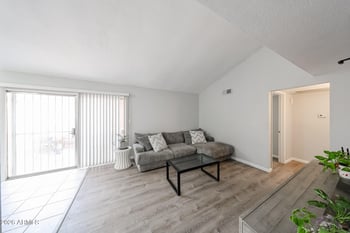 1870 Kirkland Ln, Tempe, AZ 85281