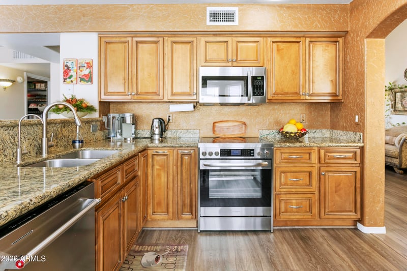 1871 E Buffalo St, Chandler, AZ 85225