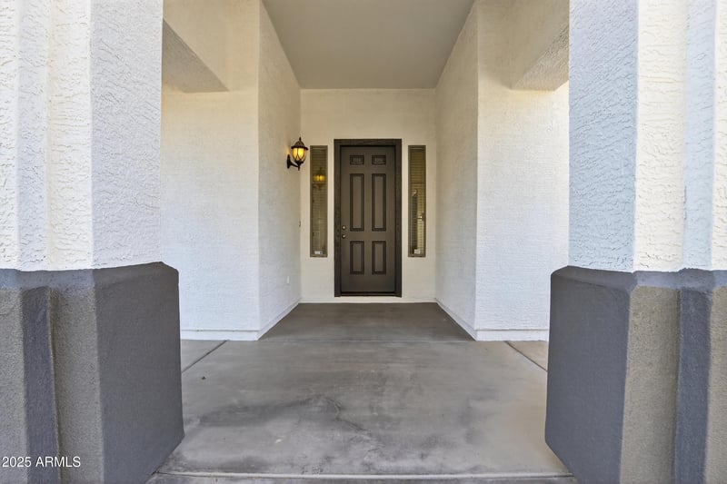 18711 Raven Dr, Queen Creek, AZ 85142