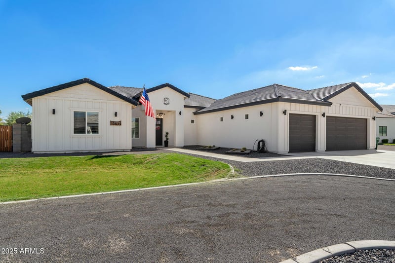 18717 Chestnut Dr, Queen Creek, AZ 85142