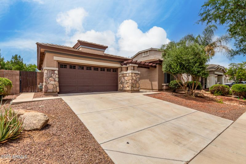 18719 E Pelican Ct, Queen Creek, AZ 85142
